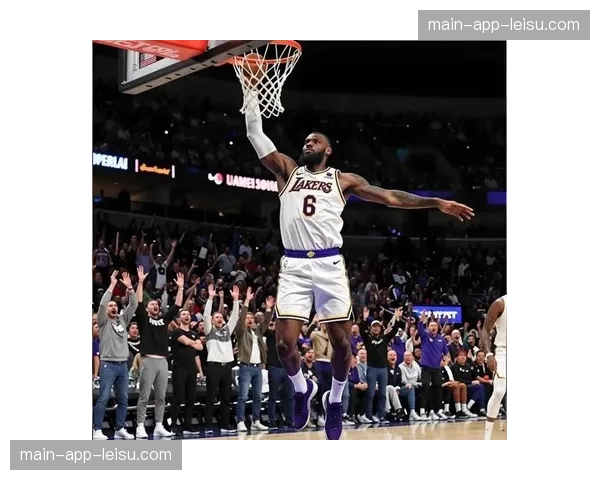 湖人残阵仅剩7-8人轮换，詹姆斯单核承担攻防重任